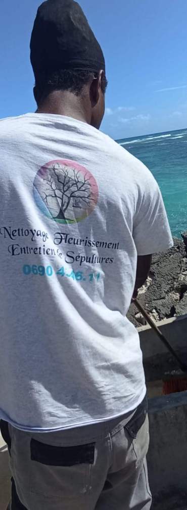 Agent d'entretien de sépultures